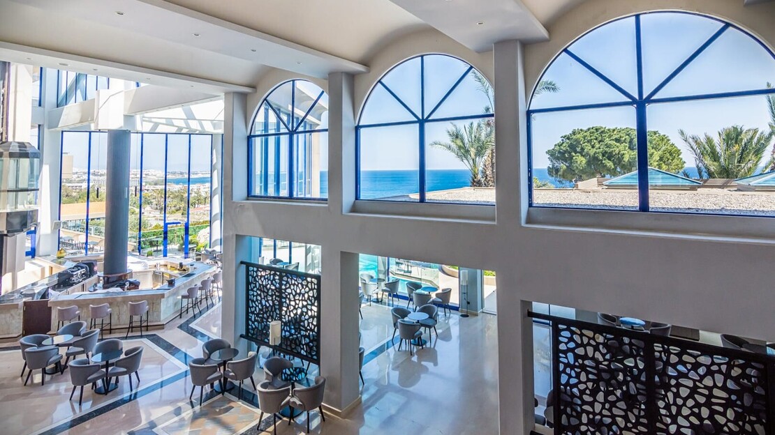 Kresten Palace Hotel